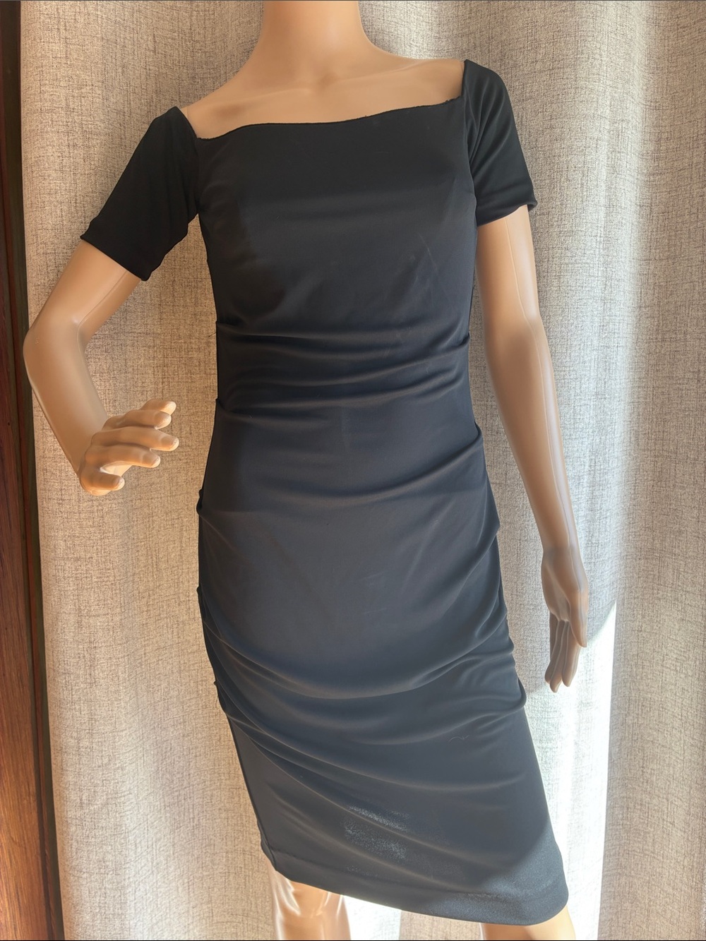 Nicole Miller Classic Black Bodycon Dress Back Zipper
